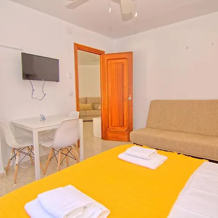 Homestay Cost River Malaga